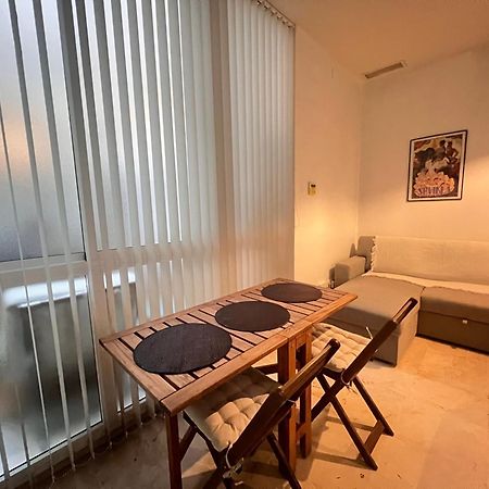 Apartamento Centro De Sevilla Екстер'єр фото
